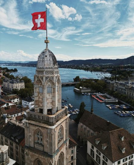 ilia-bronskiy-NsmhIKZFzGo-unsplash